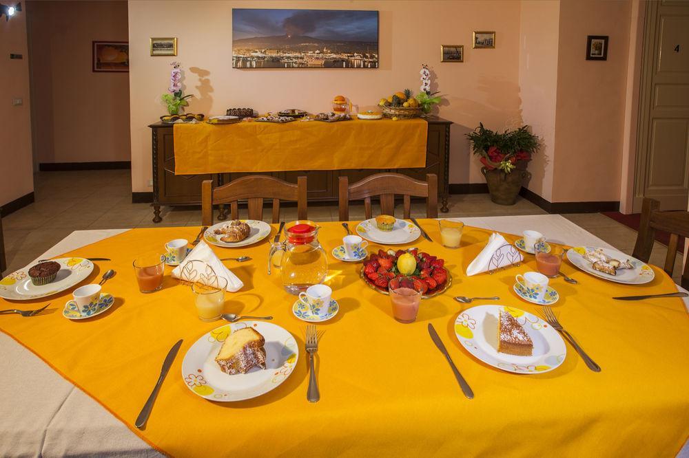 Siciliaetnamare Bed and Breakfast Riposto Exteriör bild