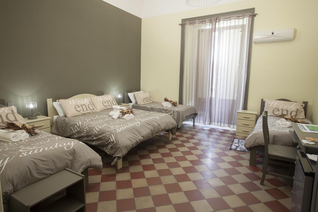 Siciliaetnamare Bed and Breakfast Riposto Exteriör bild