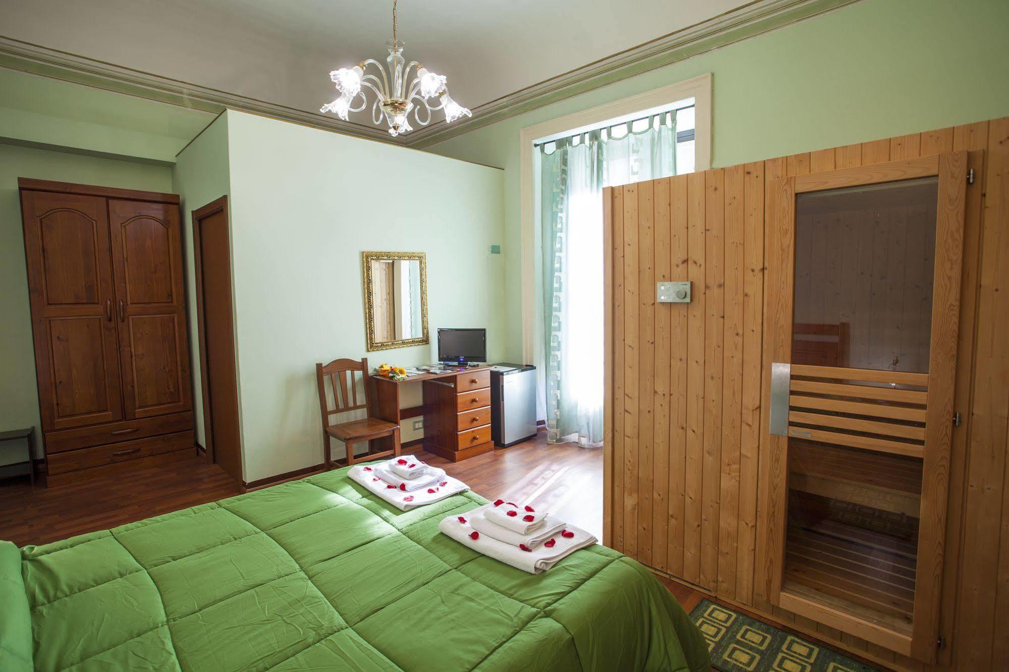 Siciliaetnamare Bed and Breakfast Riposto Exteriör bild