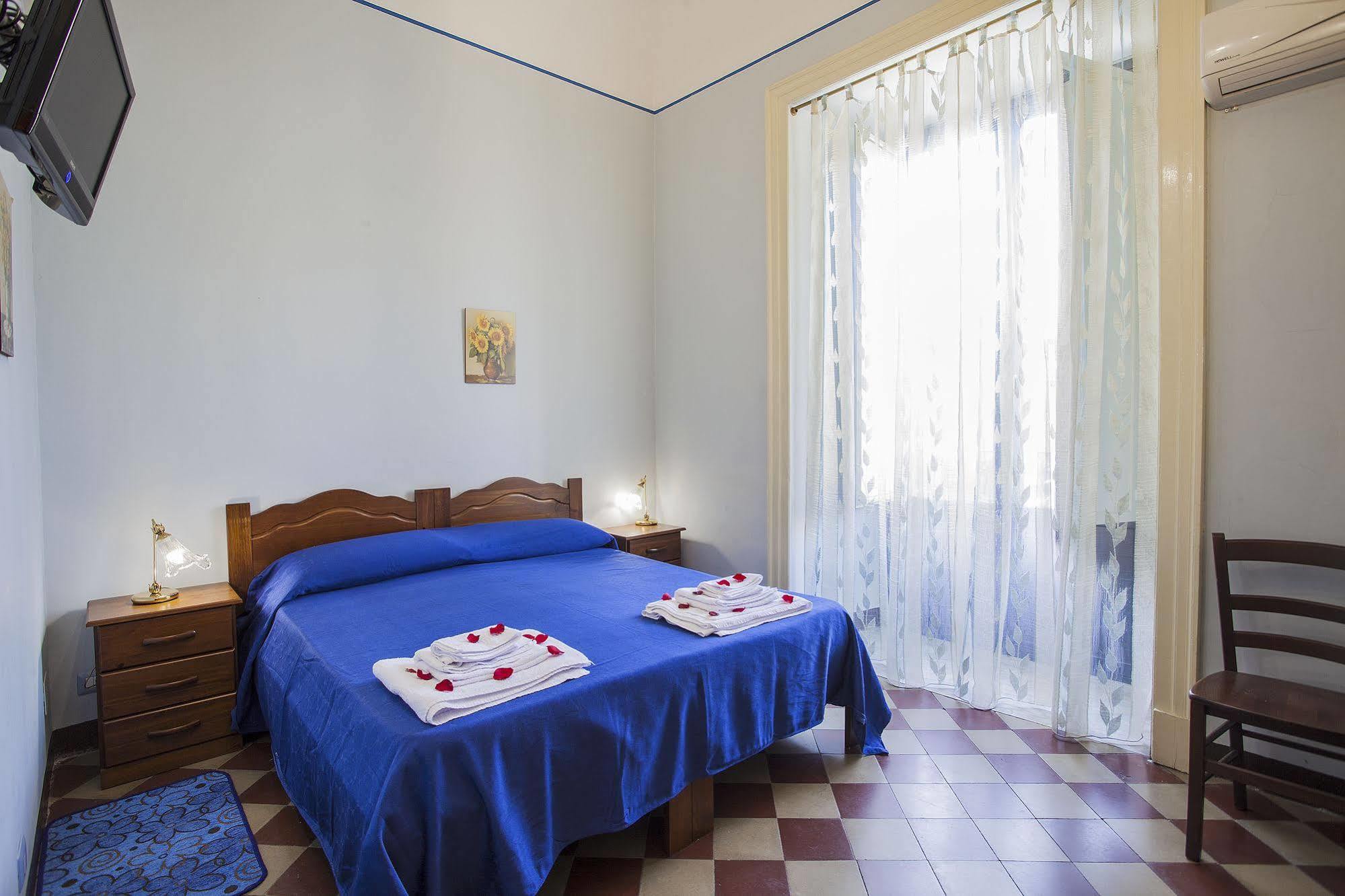 Siciliaetnamare Bed and Breakfast Riposto Exteriör bild